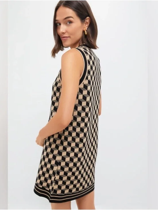 Tuckernuck Onyx and Camel Knit Geo Marie Dress - Picture 3 of 3